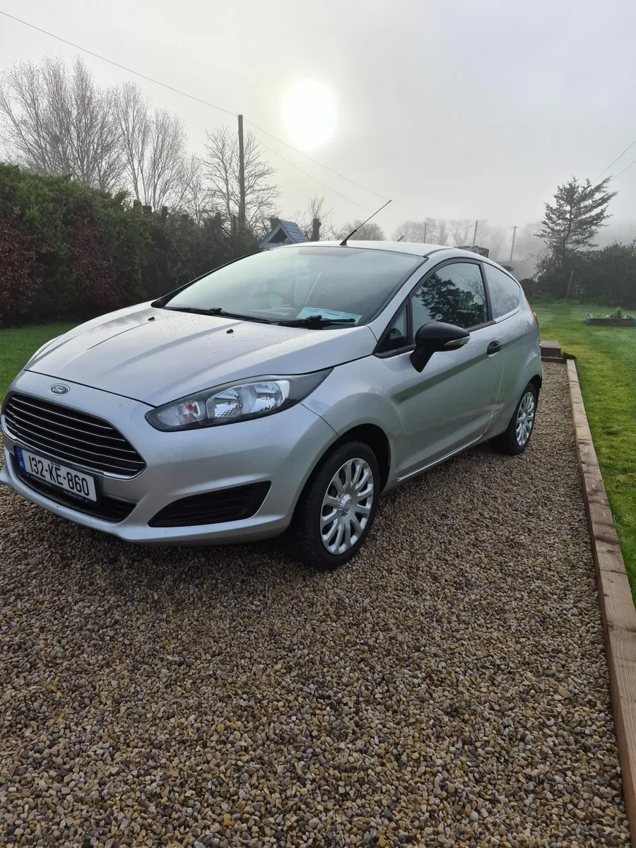 Ford Fiesta 2013 - Image 1