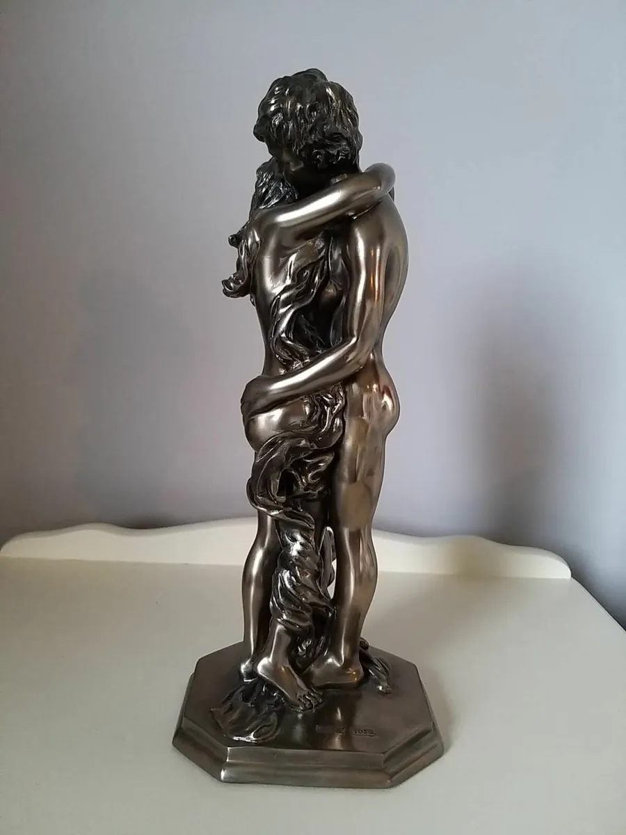 NEW Lovers Figure Great Christmas Gift - Image 4