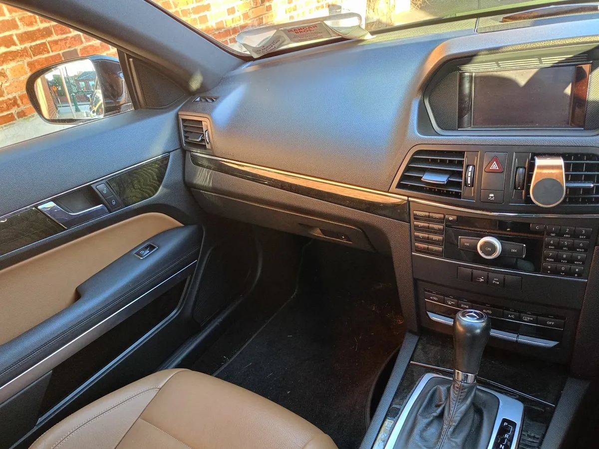 NCT 2027! TAXED 03/25, Mercedes-Benz E-Class 2010 - Image 4