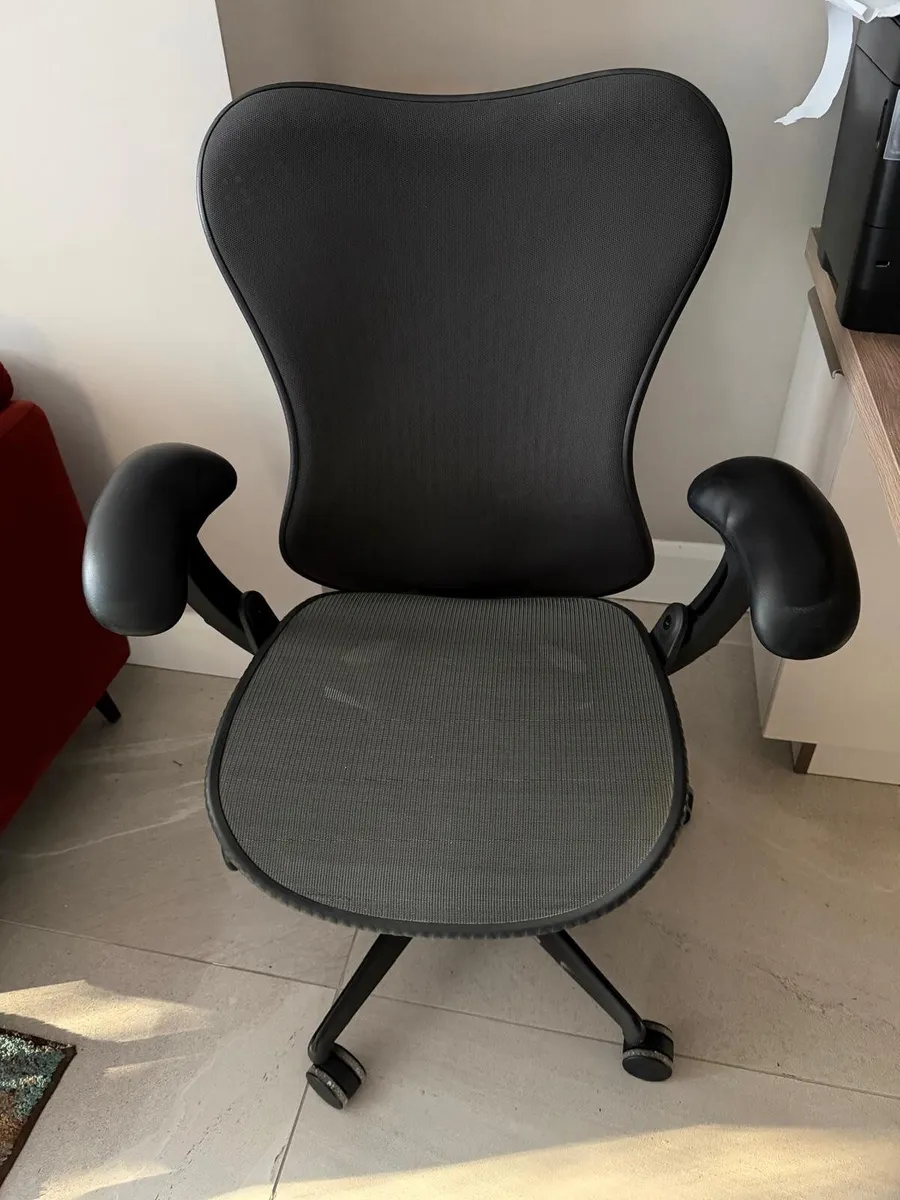 herman miller mirra chair - Image 4