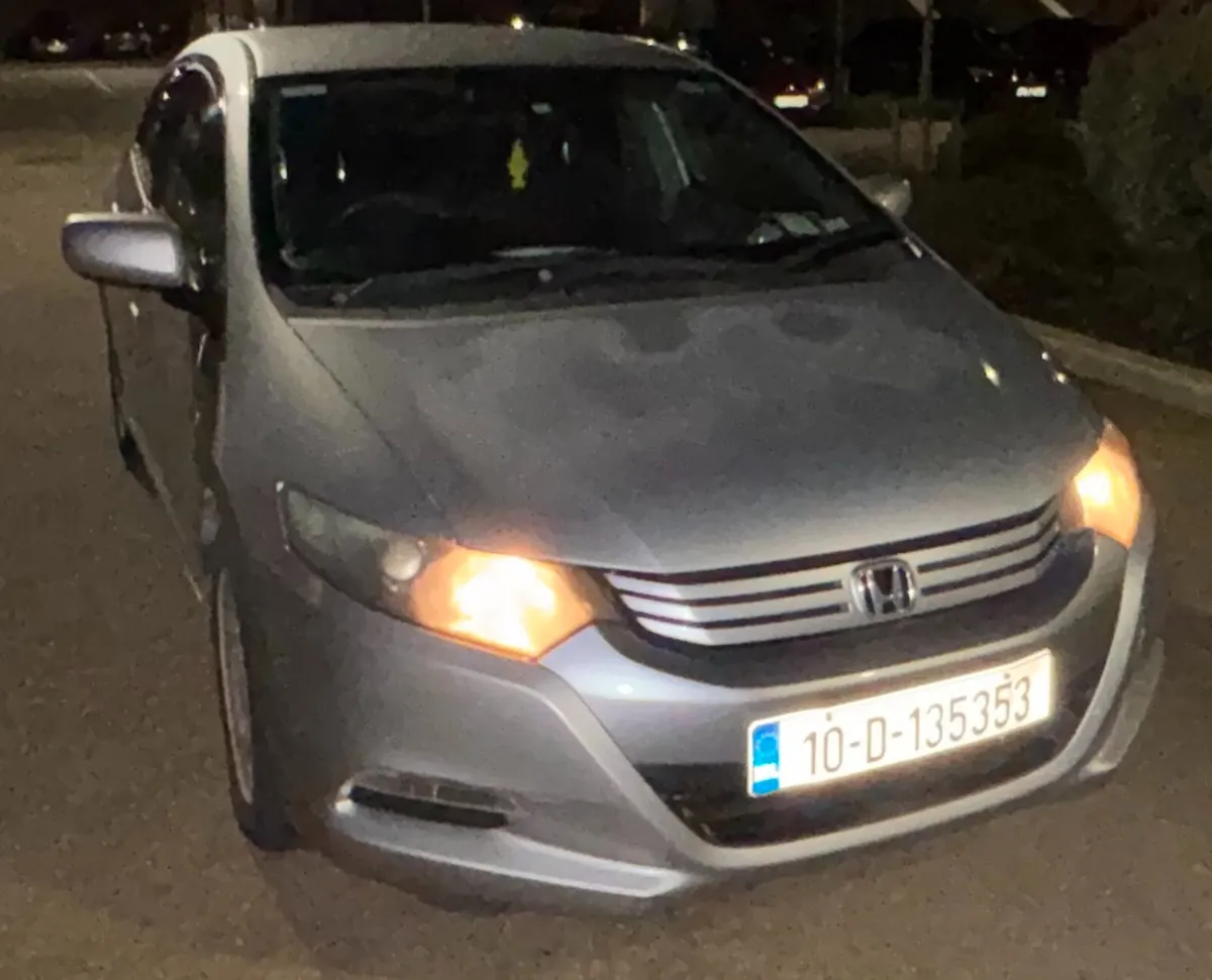 2010 Honda Insight Hybrid – Automatic – Very Low M - Image 1