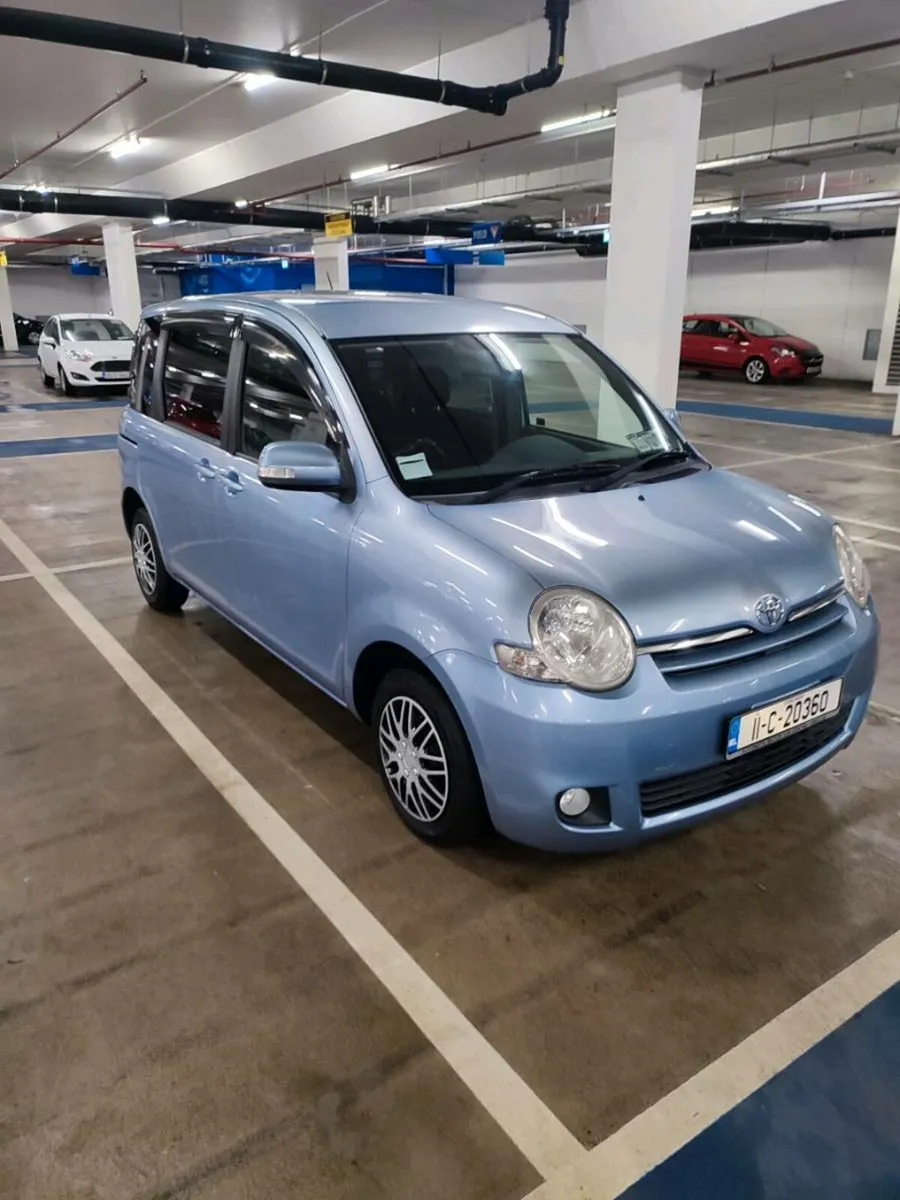 Toyota Sienta 7 Seater Automatic. New NCT. Spotles - Image 3