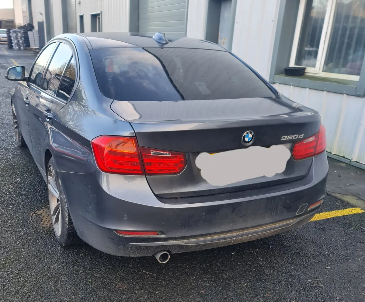 2014 BMW F30 320D SPORT N47D20C BREAKING PARTS - Image 2
