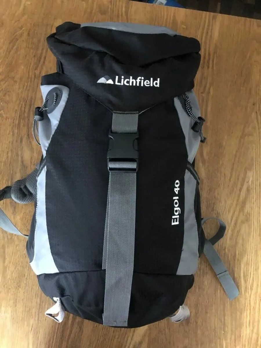Lichfield egol,40 litre black and grey backpack - Image 1