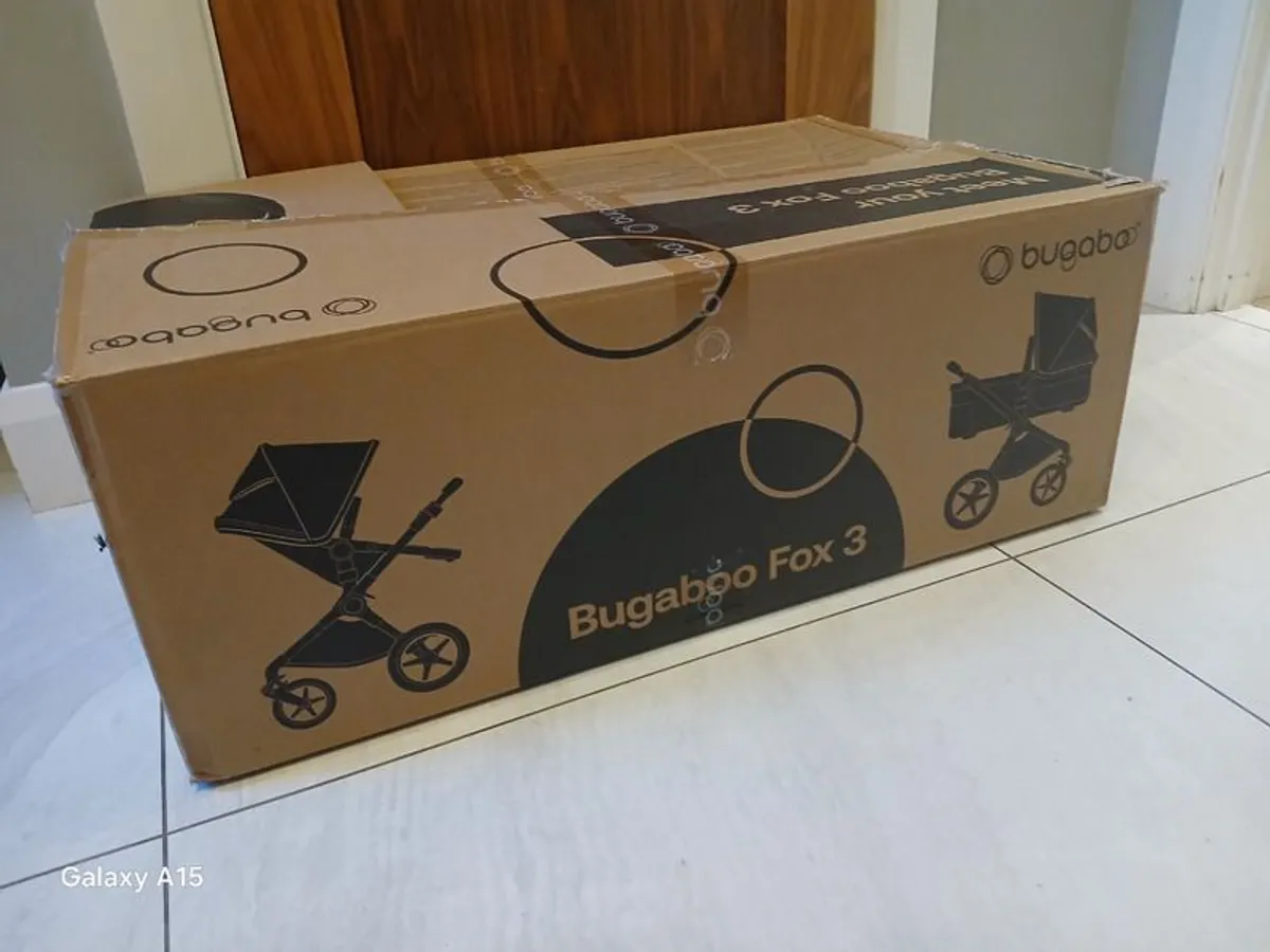 Bugaboo Fox 3 like new - Image 1