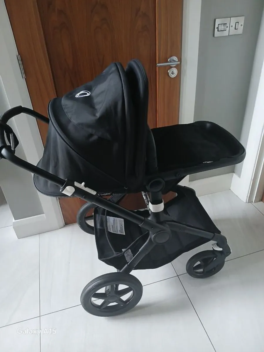 Bugaboo Fox 3 like new - Image 3
