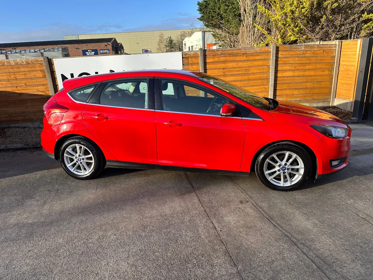 FORD FOCUS 1.0LTR ECOBOOST125 ZETEC - Image 2