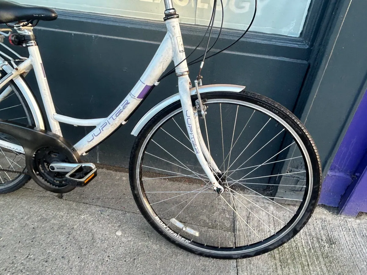 Jupiter lady bike ❗️Open 7 days of the week ❗️ - Image 2