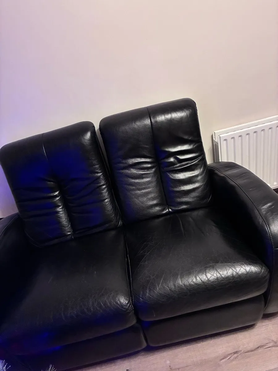 Recliner sofa and chair - Image 3