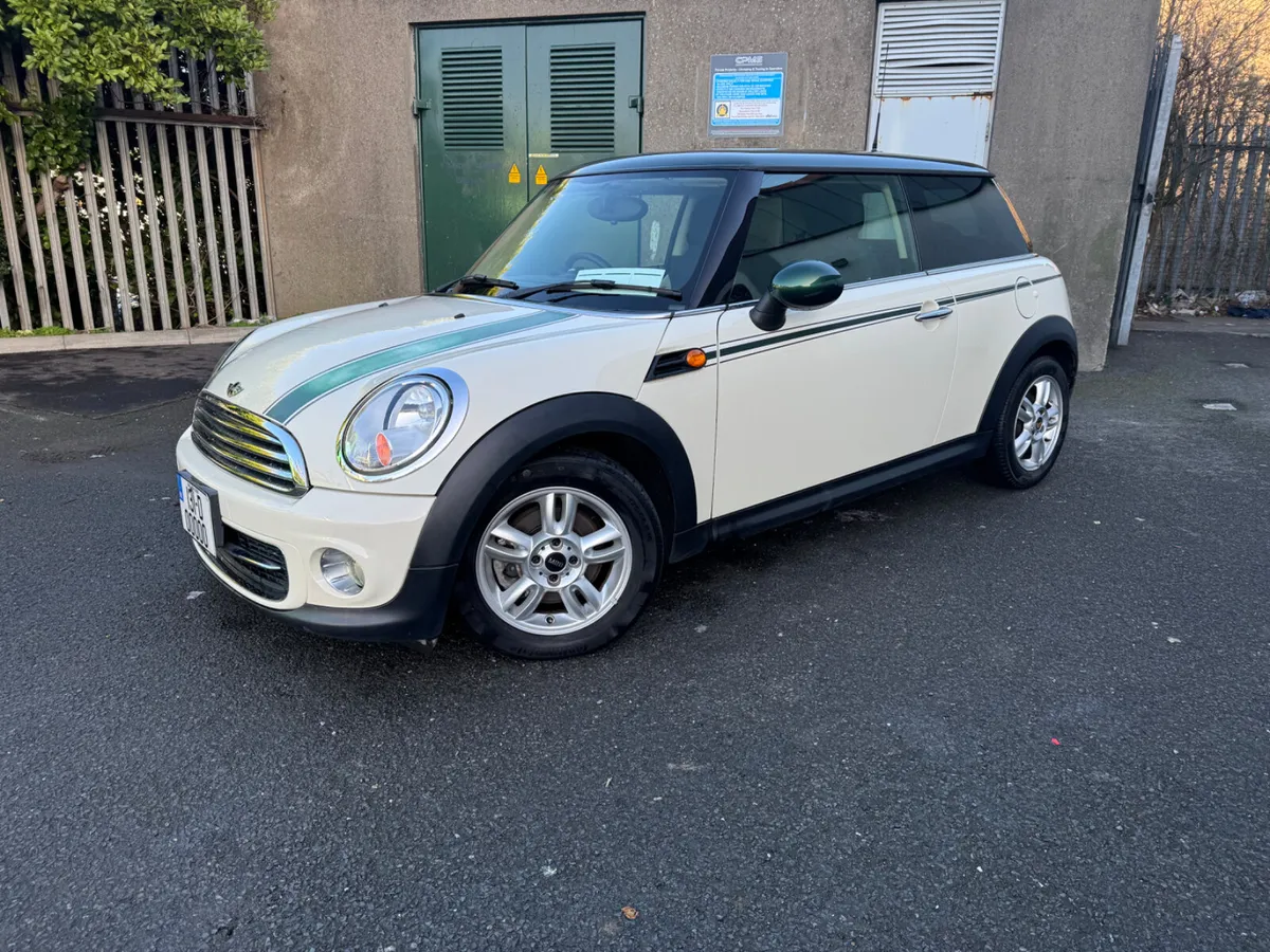 Mini cooper 1.6 Automatic  Petrol - Image 1