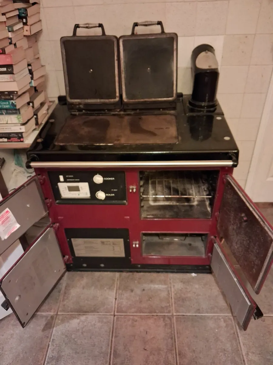 Raeburn, oil cooker & heater - Image 4