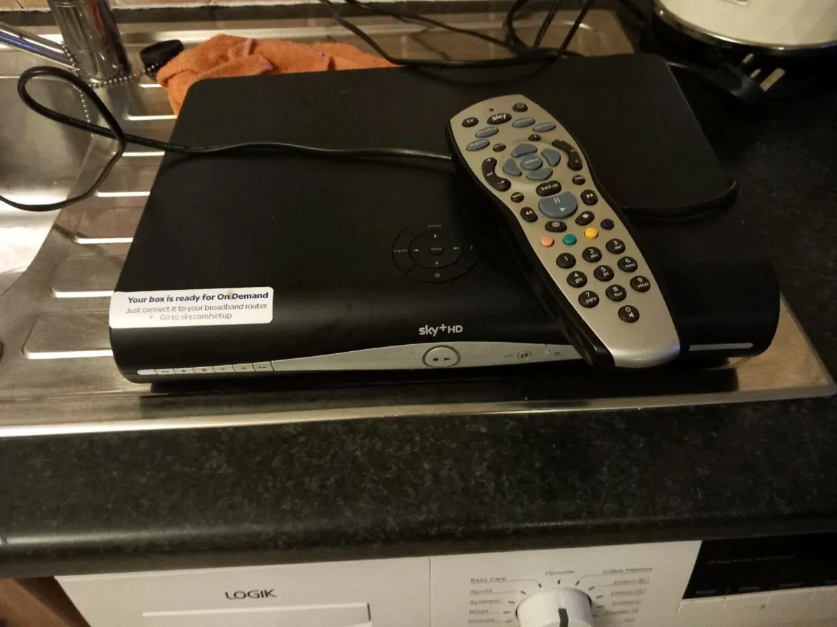 Sky hd box - Image 3