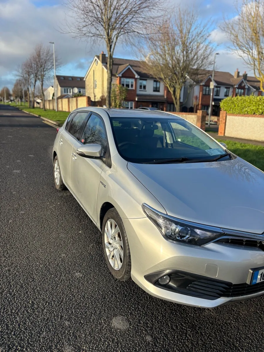 TOYOTA AURIS - Image 3