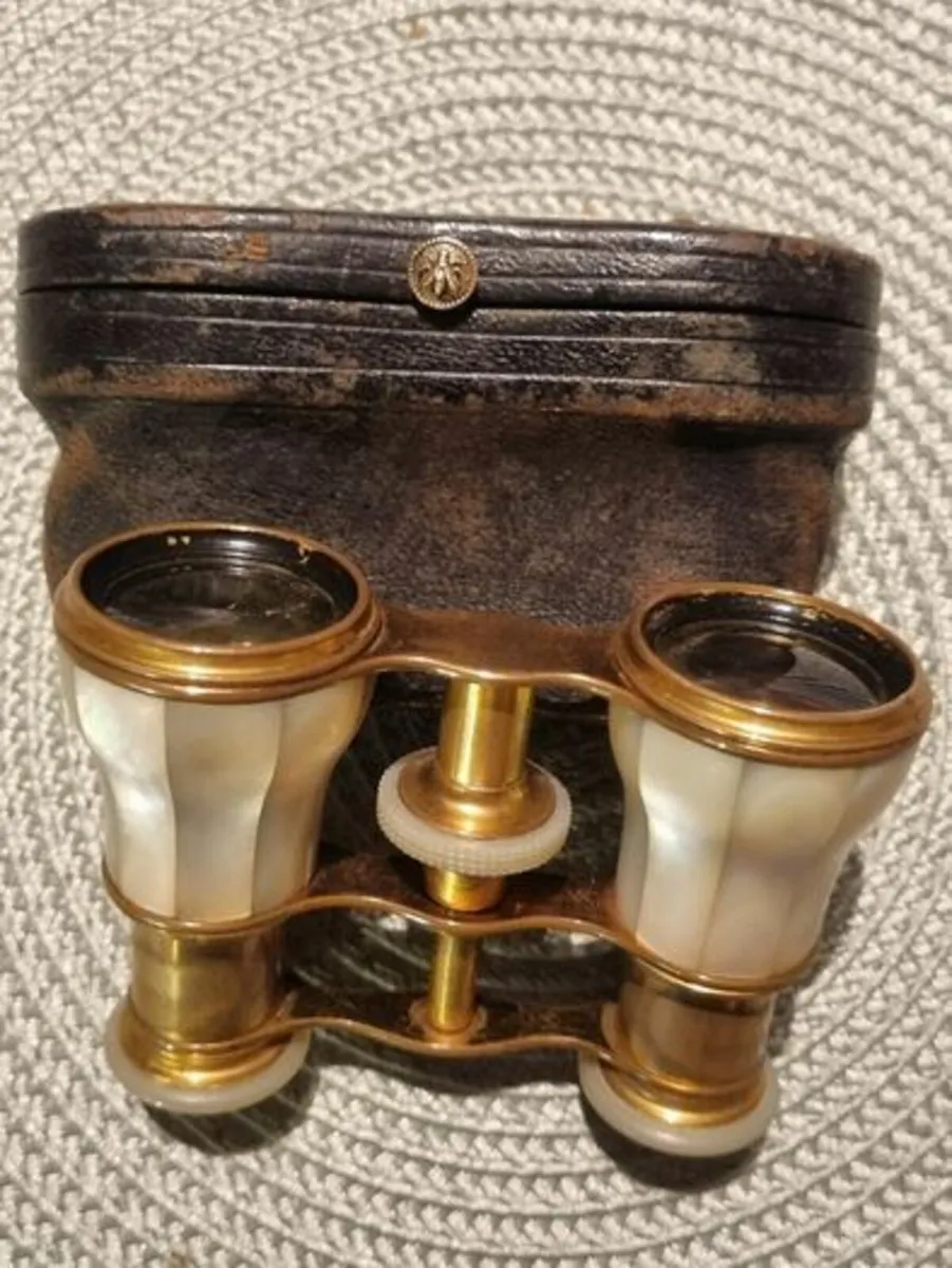 Antique mother-of-pearl opera glasses - Image 1