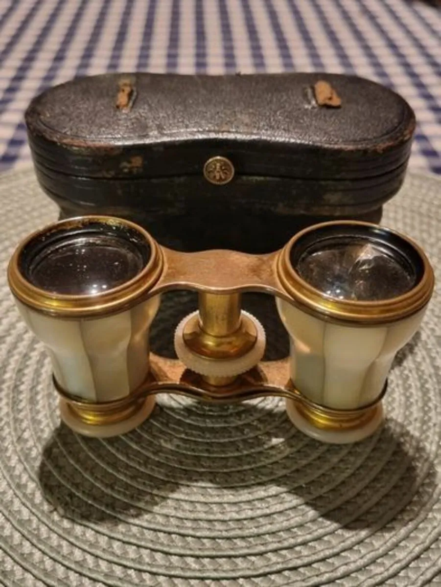 Antique mother-of-pearl opera glasses - Image 3