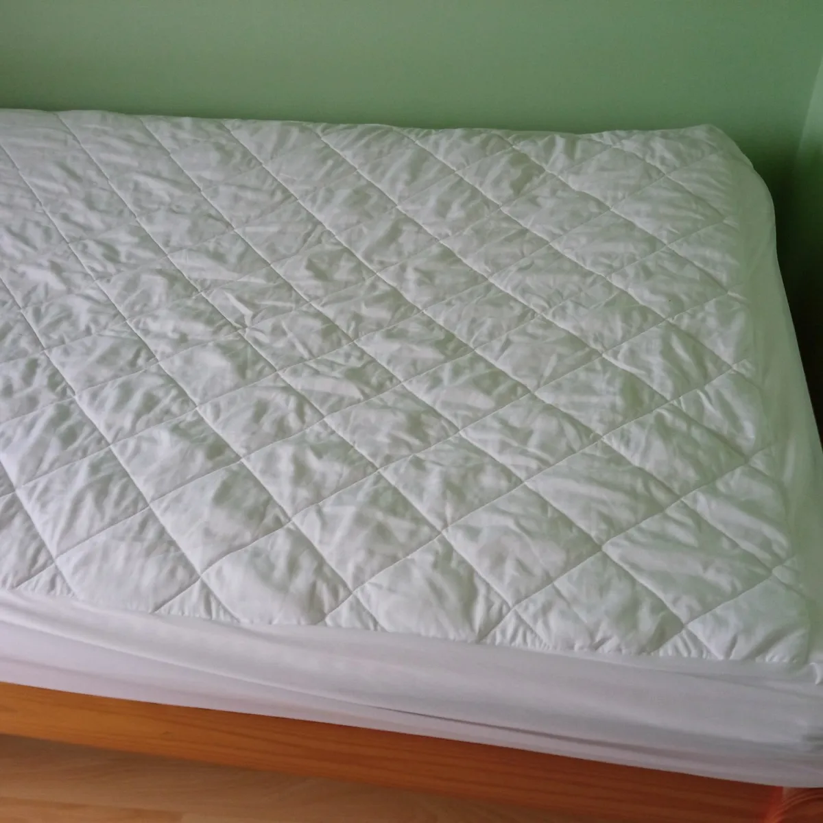 Single Mattress Protector - Image 1