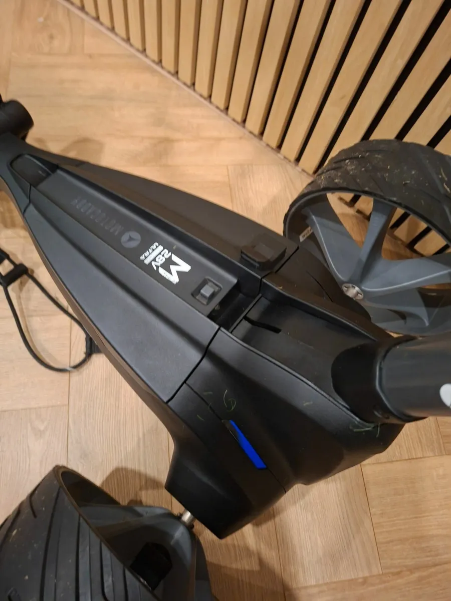Motocaddy M5 GPS - Image 2