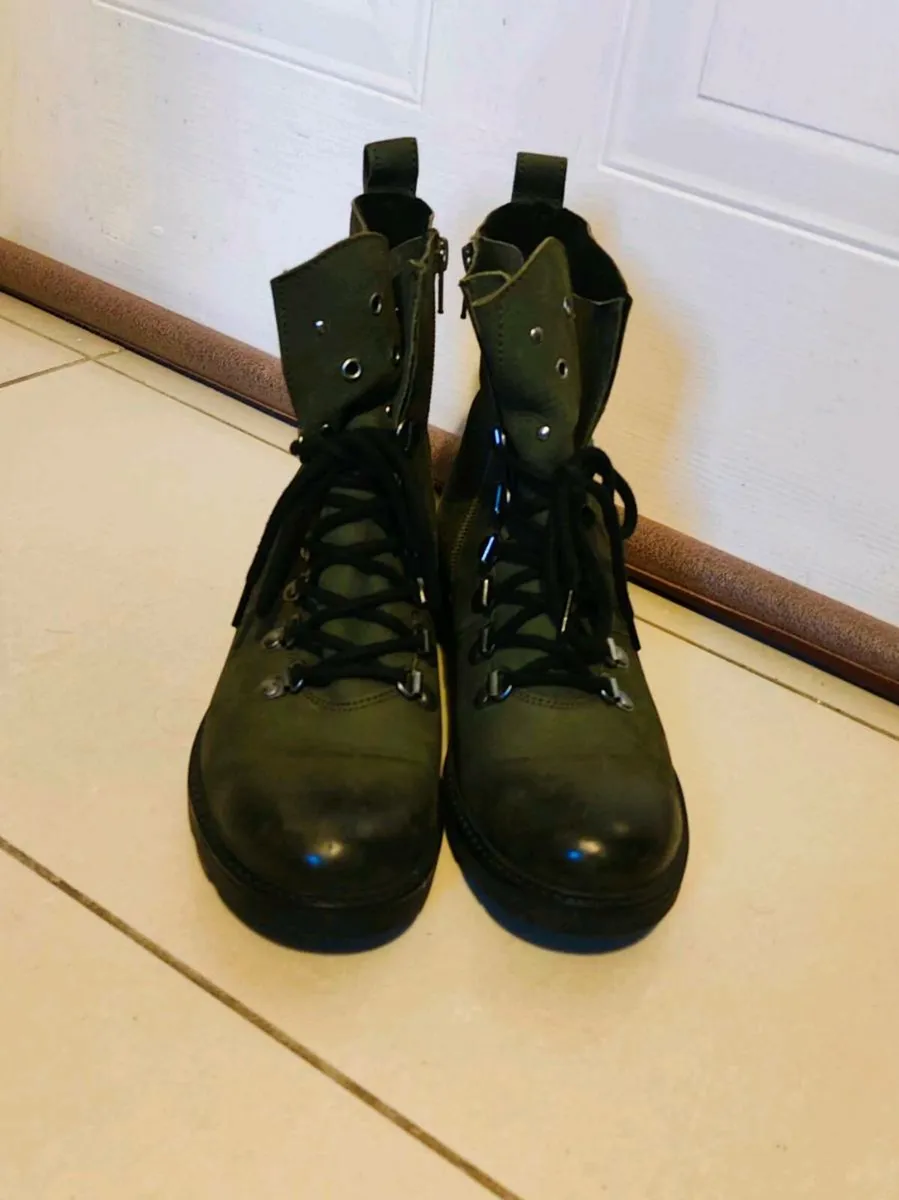 Green Combat Boots Size 38 (EU) - Image 2