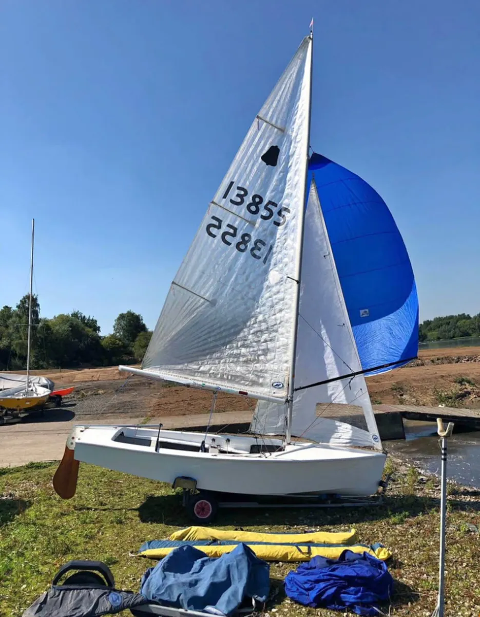 Gp14 sailing dinghy boat - Image 1