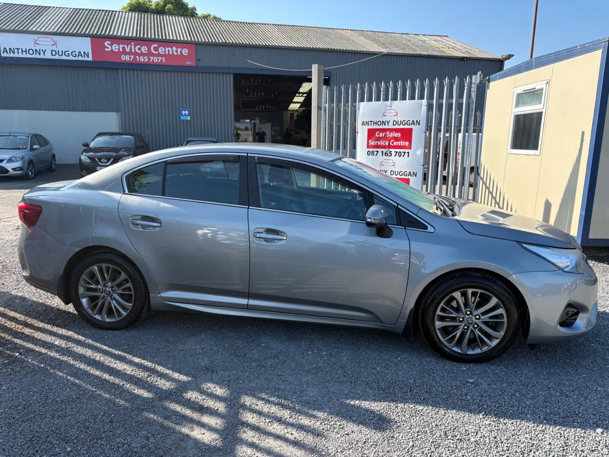 152 Toyota Avensis 2.0D4D - Image 2