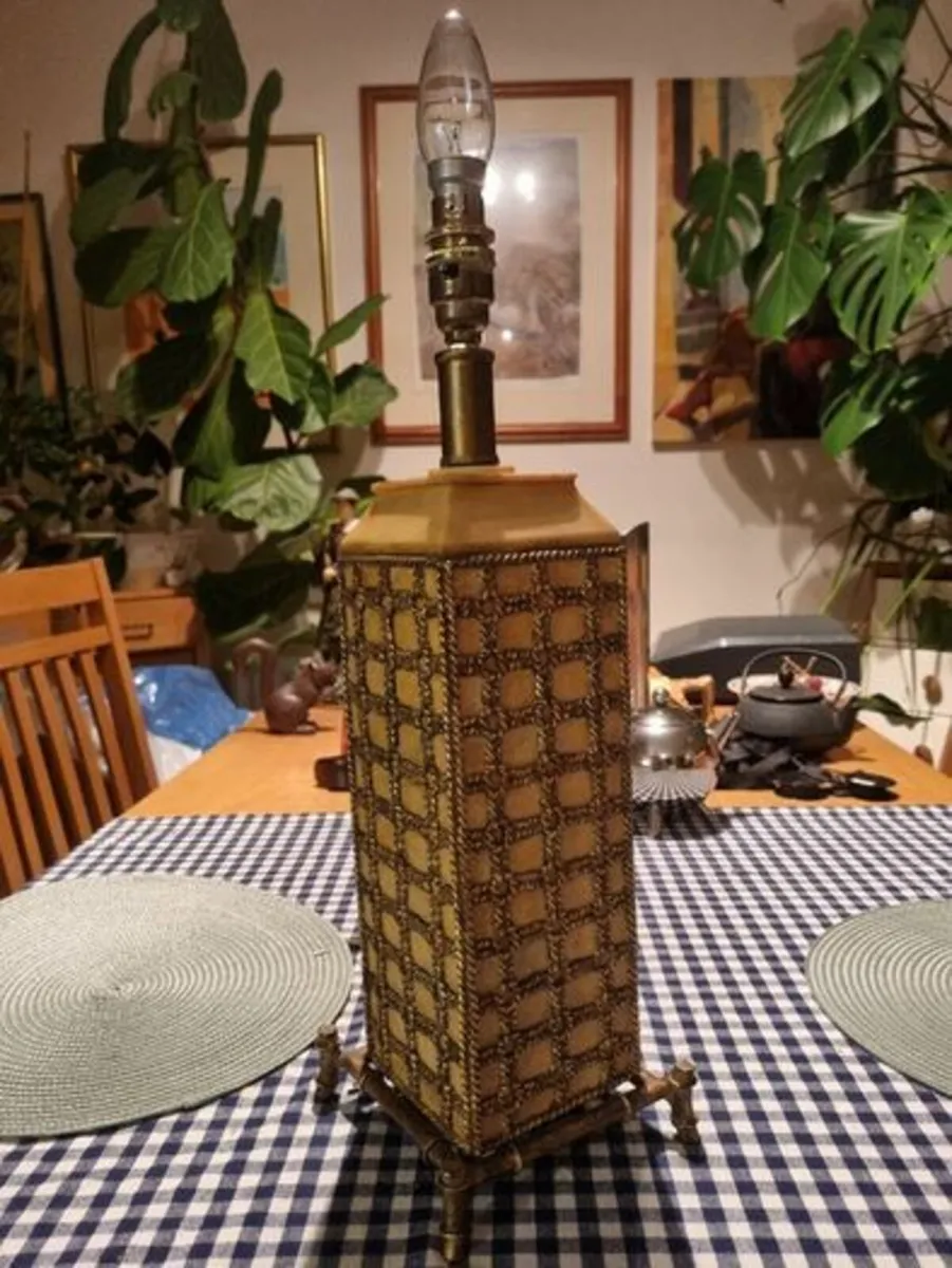 Vintage French Lamp - Image 4