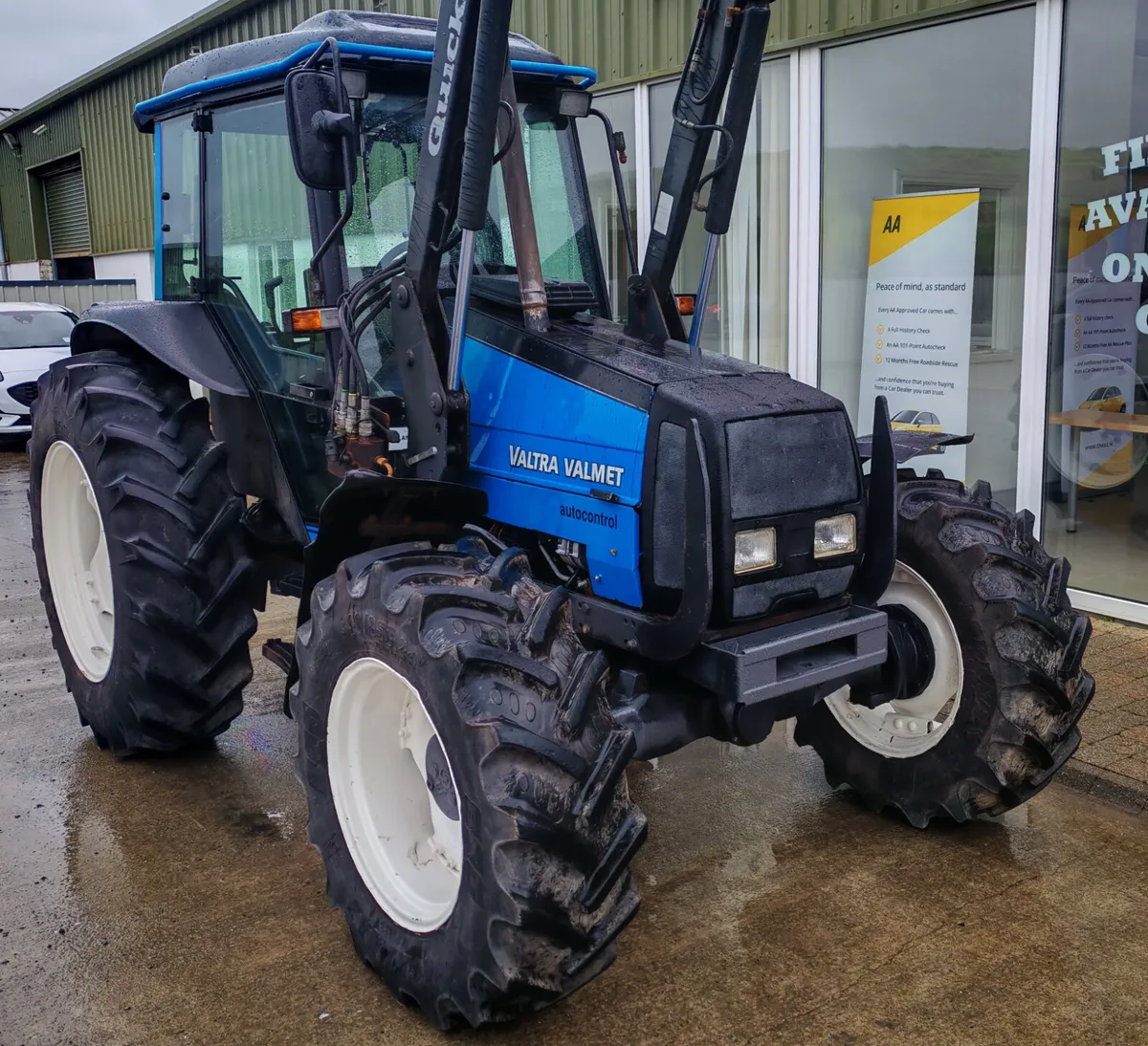 Valtra Valmet - Image 1