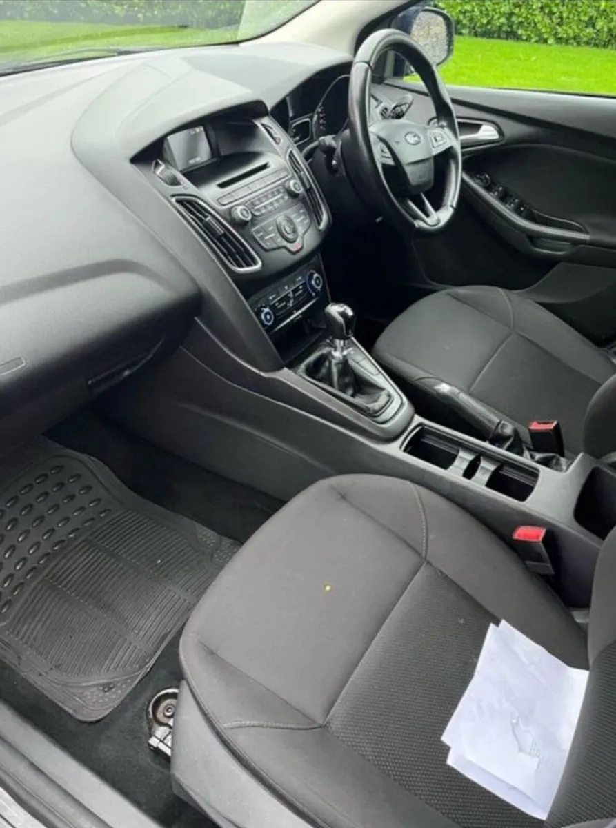 172 Ford Focus 1.5 Diesel immaculate - Image 3
