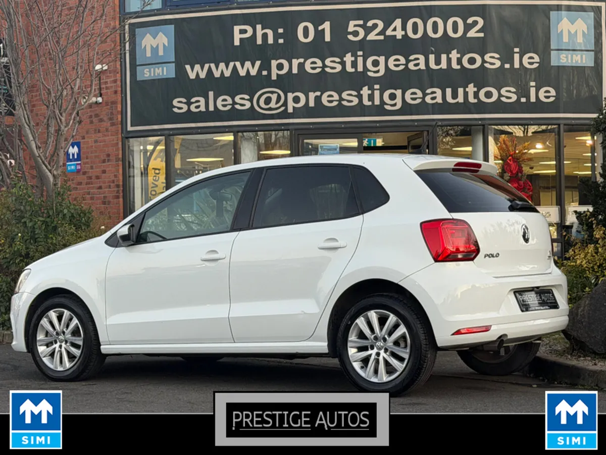 Volkswagen Polo 1.2 PETROL COMFORT LINE AUTO *CAR - Image 4