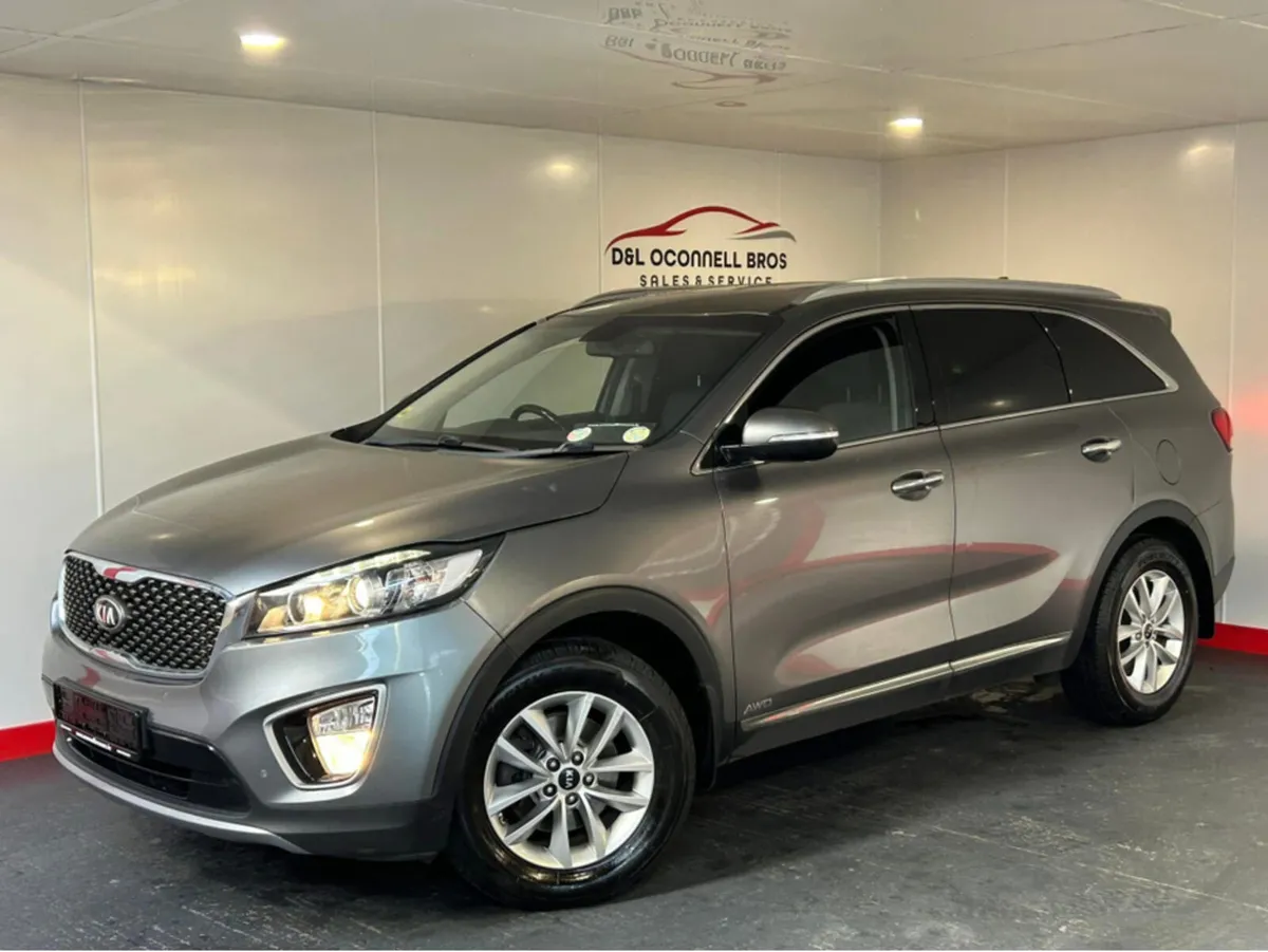 Kia Sorento EX COMMERCIAL 2 Seat 4WD 5DR - Image 2