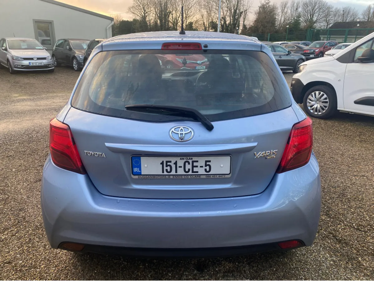 Toyota Yaris 1.0 LUNA MC 4DR - Image 3