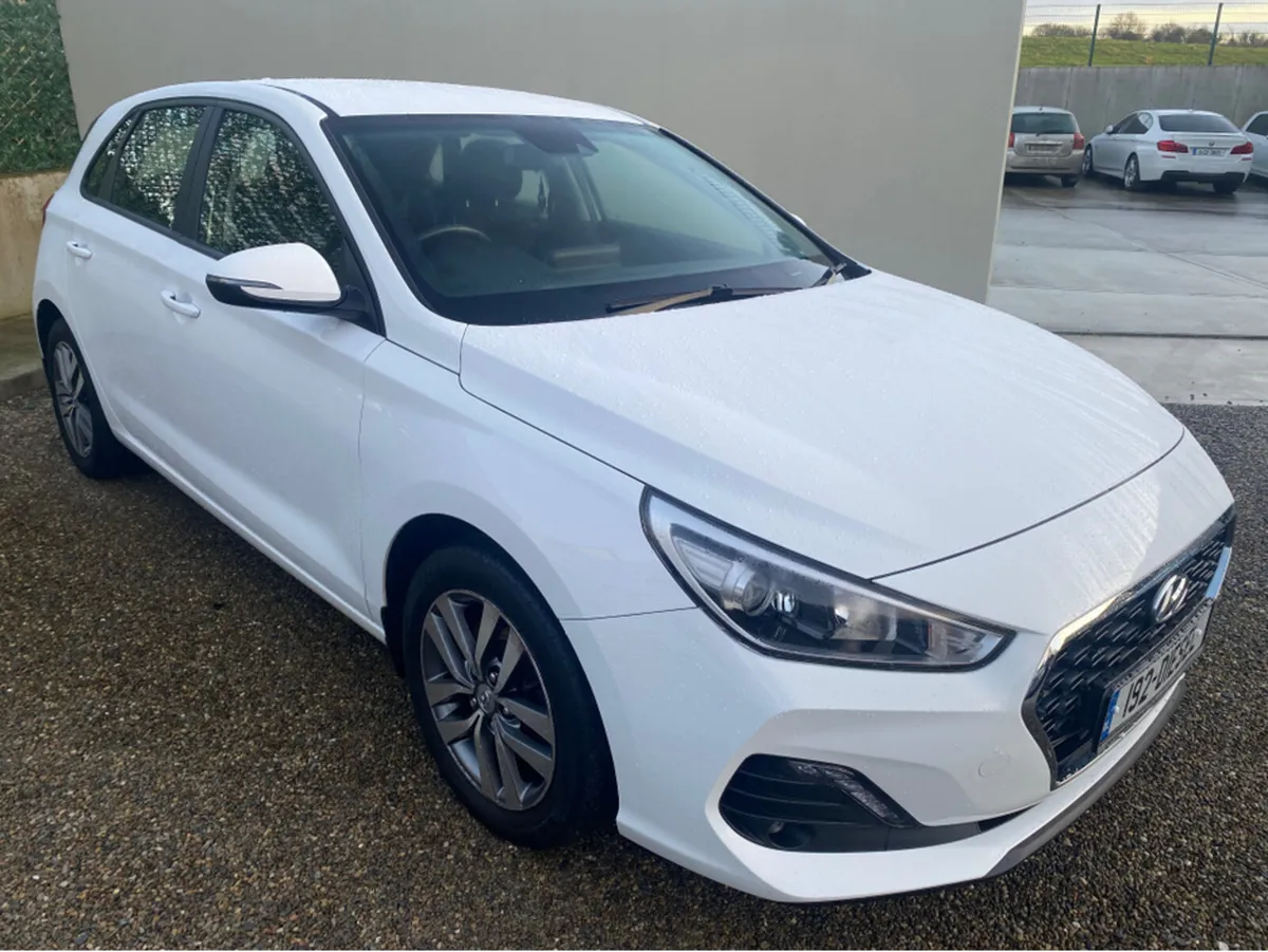 Hyundai i30 SE NAV CRDI - Image 1