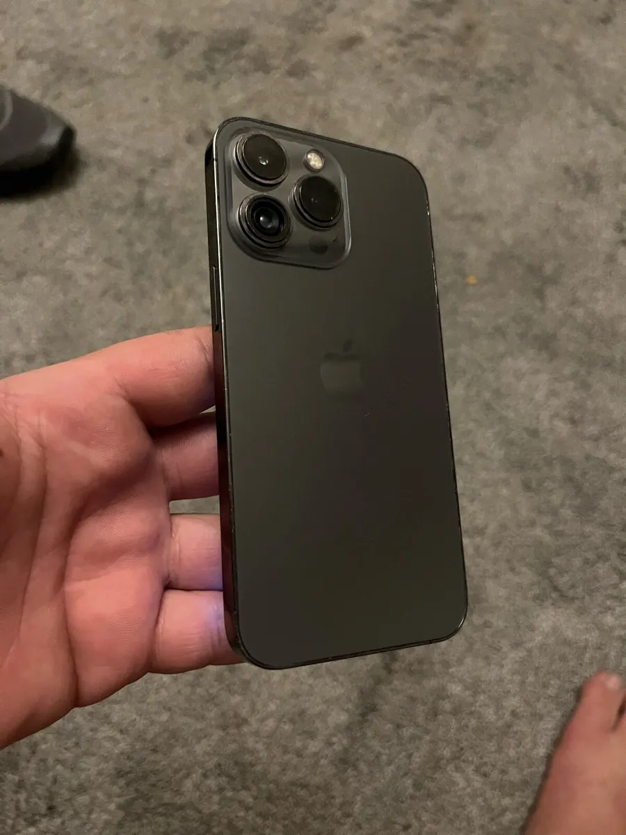 I phone 13pro 512gb - Image 1