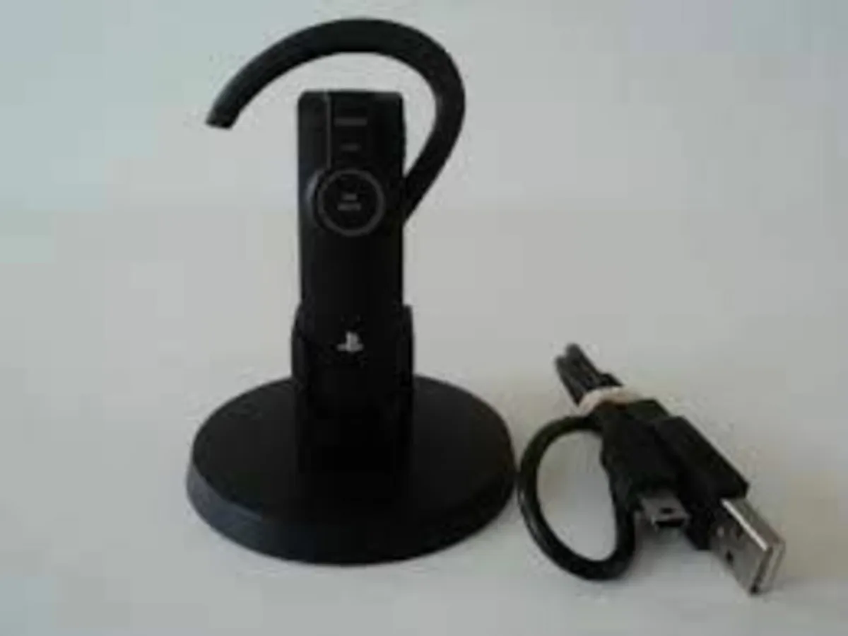 PlayStation PS3. Earpiece. 2 Earphones Docking Pod - Image 3
