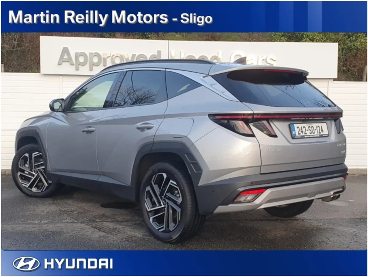 Hyundai Tucson Executive Plus Hybrid - Image 3