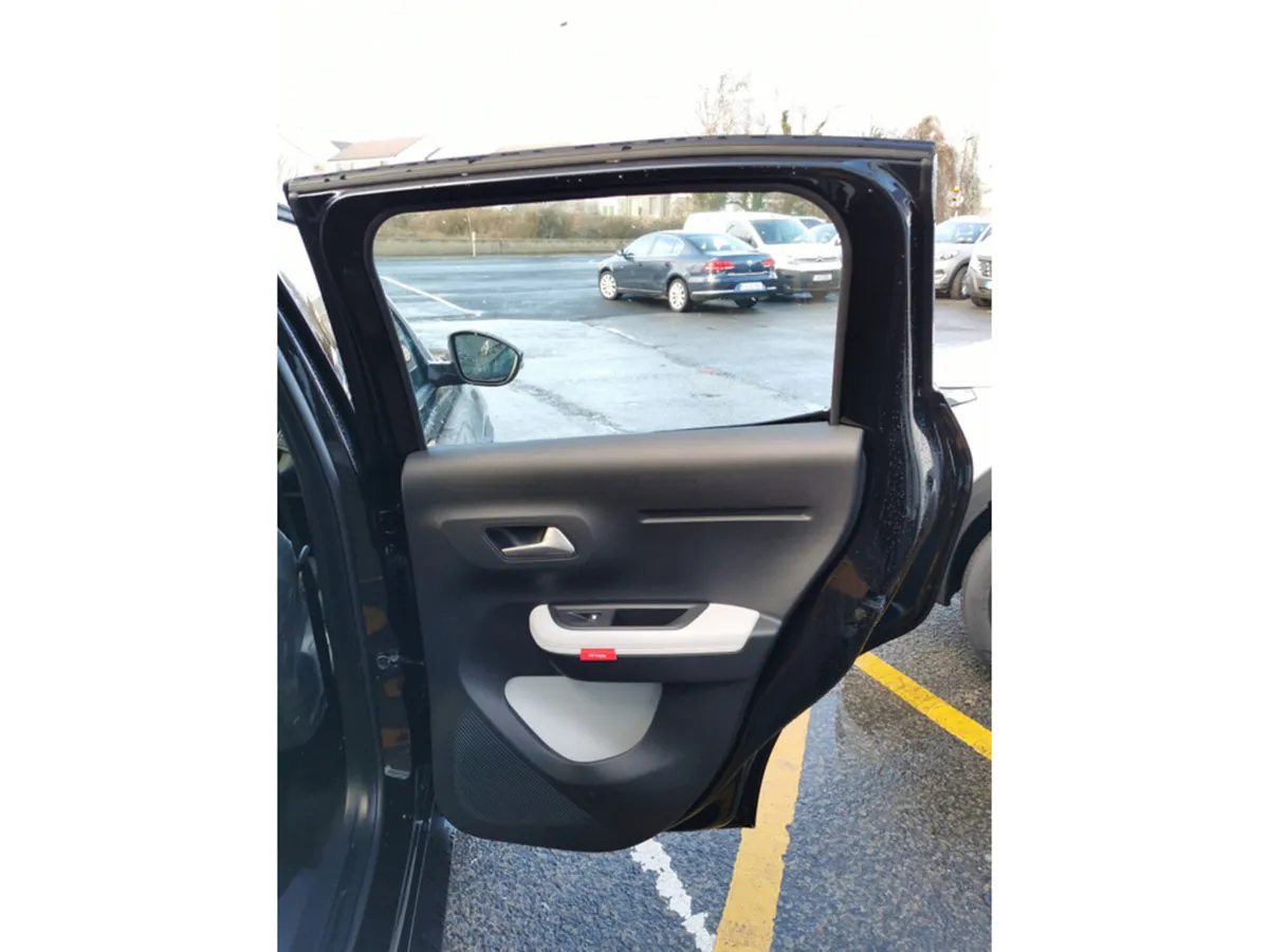 Citroen C3 1.2 PETROL - Image 4