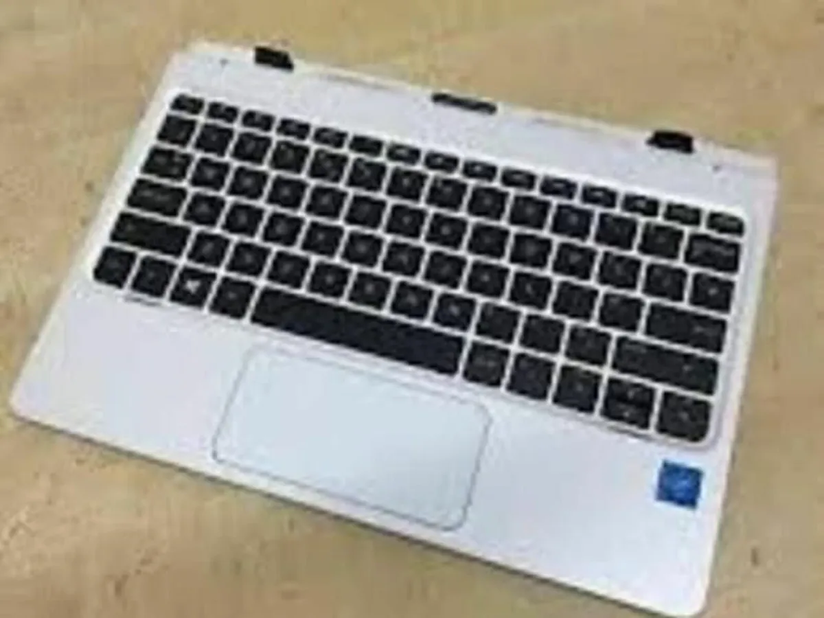 JOBLOT : Old Laptop Computer Parts Plugs Adapters - Image 4