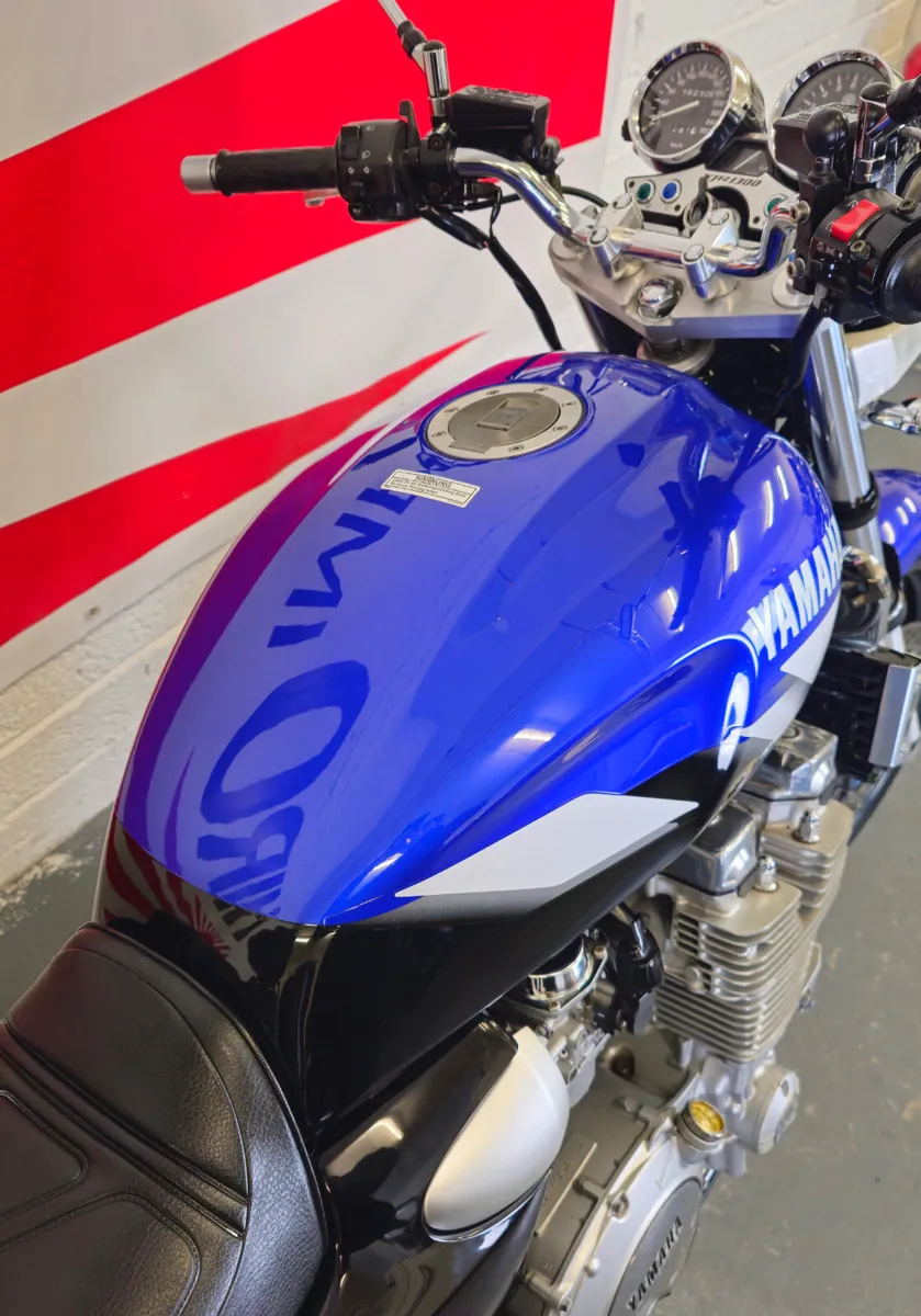 2002 Yamaha XJR1300 - Image 4