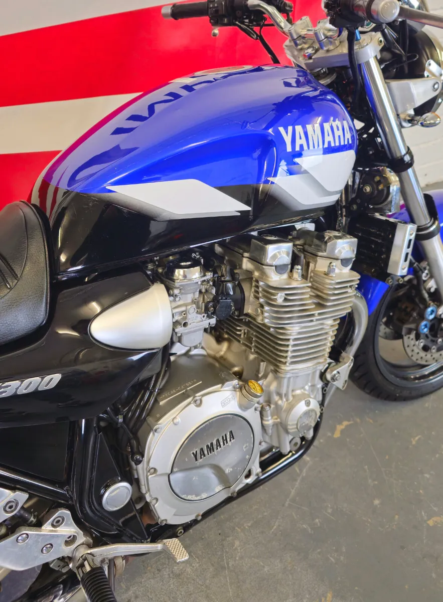 2002 Yamaha XJR1300 - Image 3