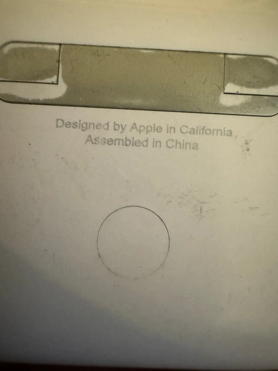 Apple charging Case - Image 2