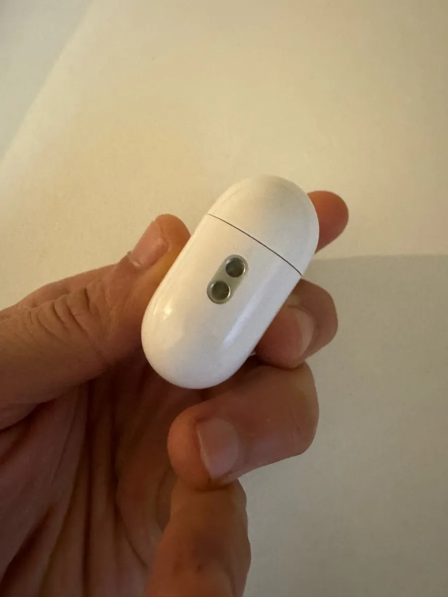 Apple charging Case - Image 3