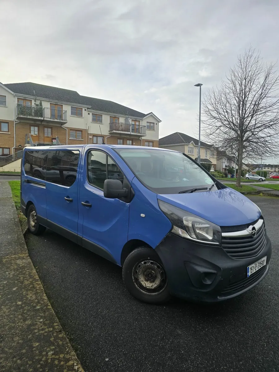 Opel Vivaro 2015 - Image 1