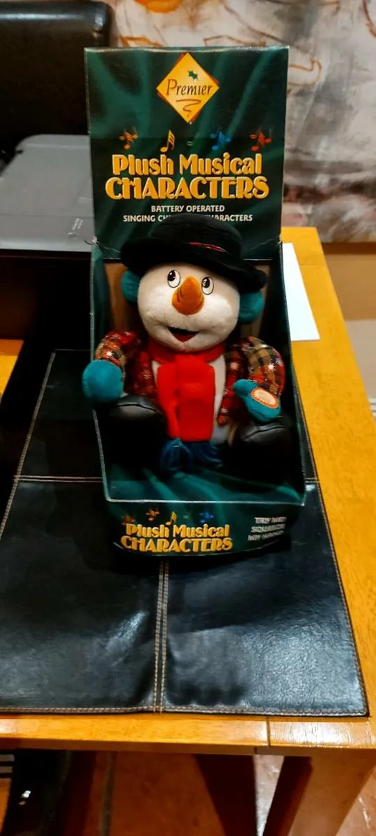 Christmas Singing Snowman - Image 2