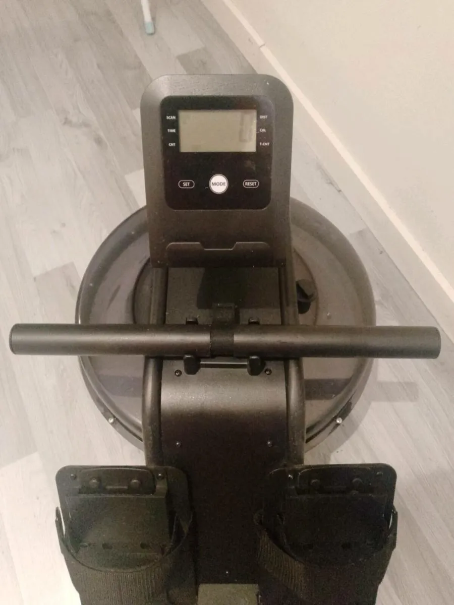 Rowing Machine for Exercising - Image 4