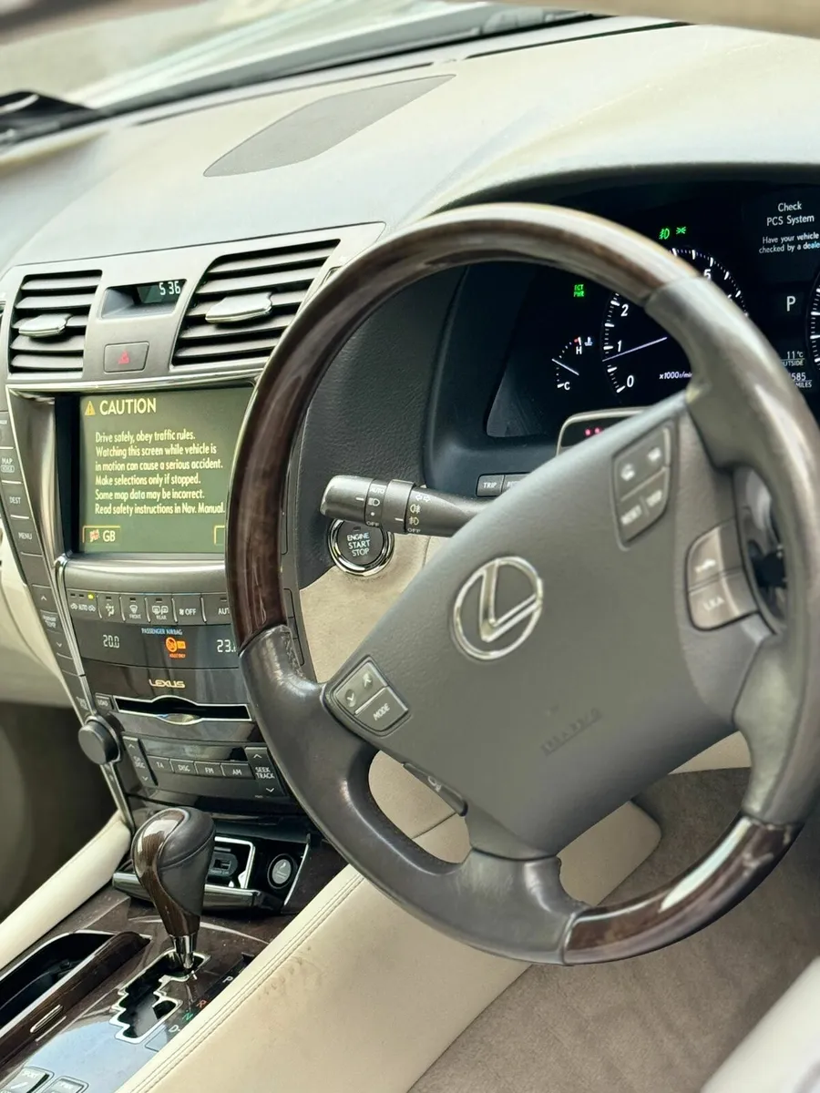 Lexus LS460,V8 !! - Image 4