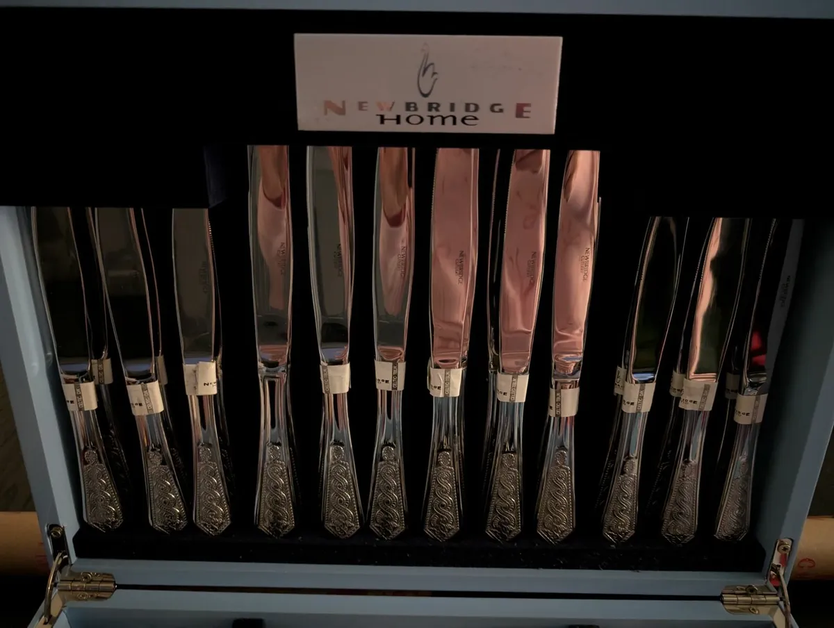 Brand New Newbridge Cutlery Set - Image 3