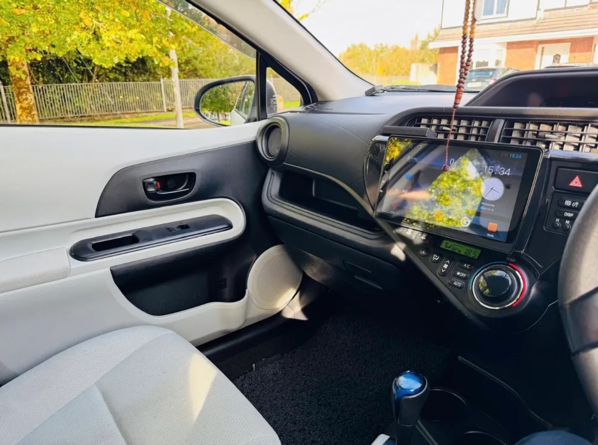 Toyota Aqua 1.5 Hybrid Automatic - Image 4