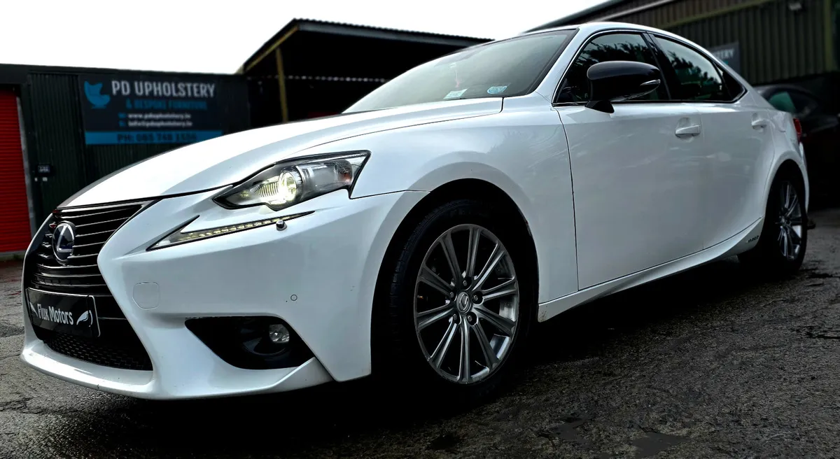 🔥 2015 Lexus IS 300h Executive 183k km - Image 4