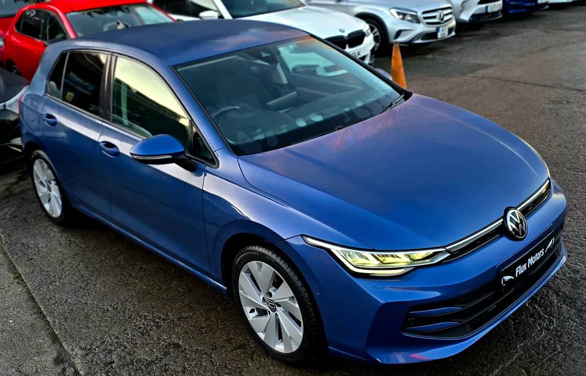 🔥 2025 Volkswagen Golf Edition 75 Automatic - Image 2