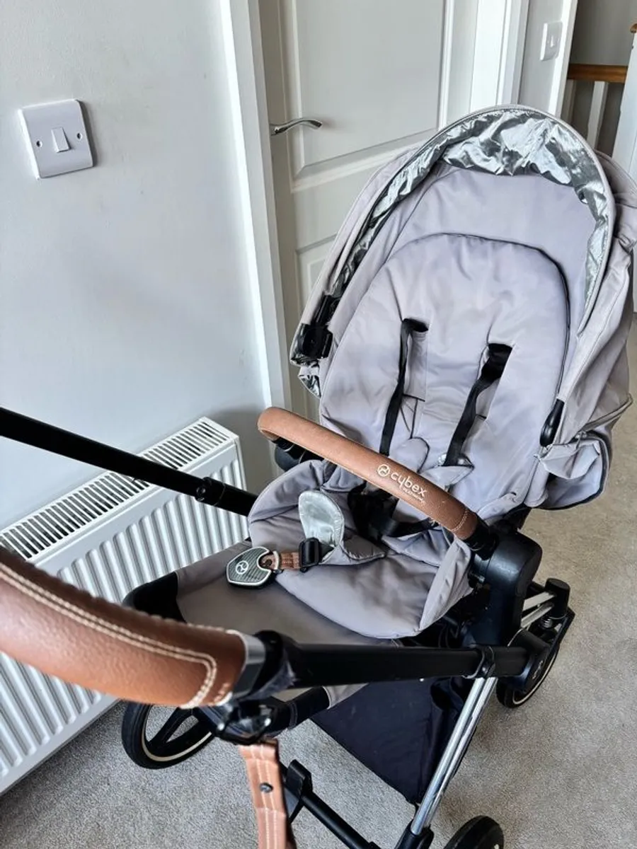 Cybex Priam Buggy with carrycot - Image 3