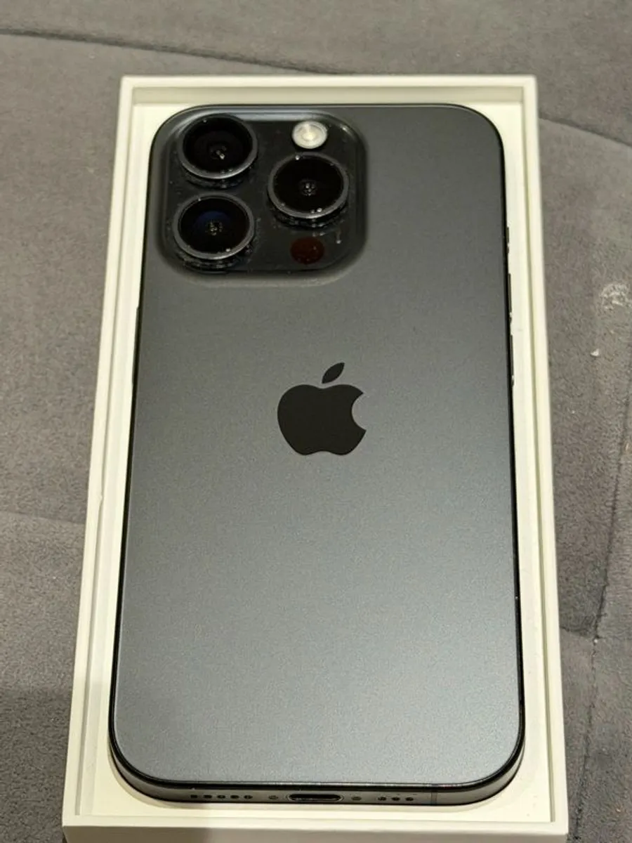 iphone 15 Pro 128gb - Image 3
